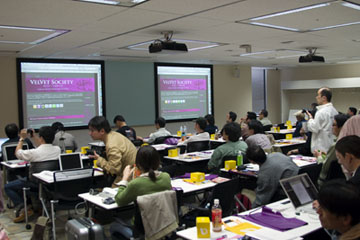 090419augm02.jpg