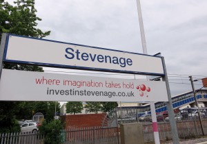 最寄りのStevenage駅